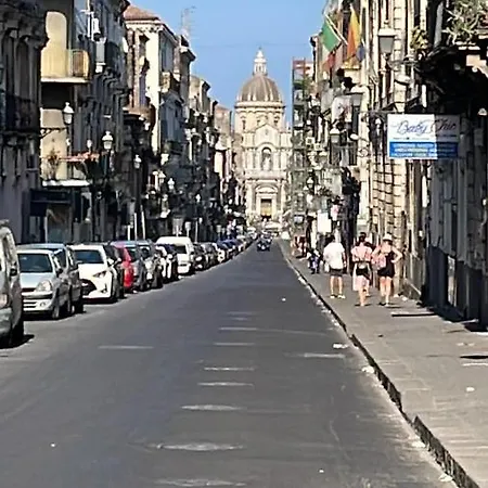 Didi House Duomo Apartment Catania